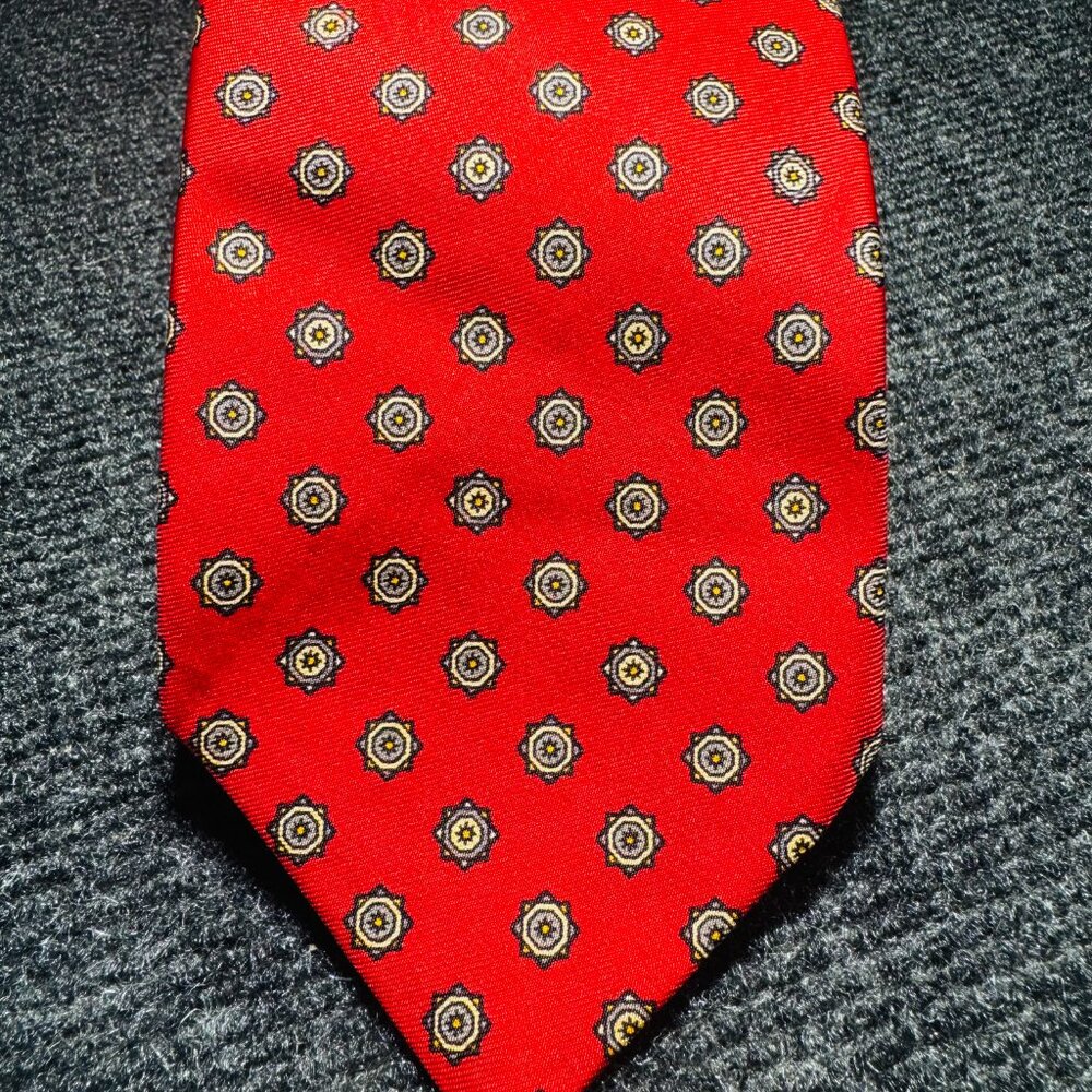 Brooks Brothers Makers (1960's) All Silk Red Tie – Designed in England